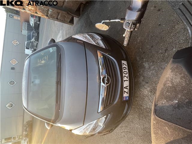 Opel Meriva B 2010-2017 , Motorkode: A13DTE, Girkassekode: Manuell