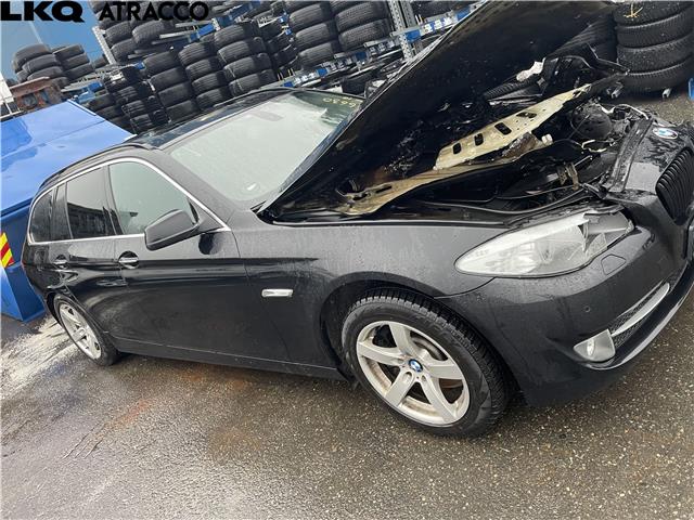 BMW 5-Serie 2010-2017 (F10/F11) (F10/F11), Motorkode: N47-D20C, Girkassekode: Automat