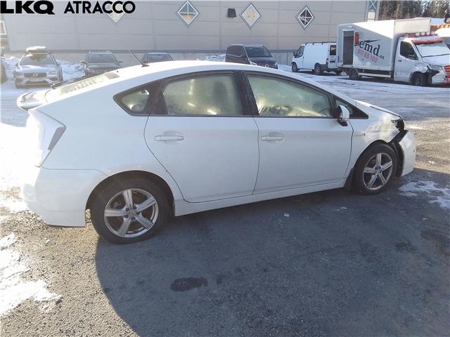 Toyota Prius 2009-2016 (Type III) (COMBI) (COMBI), Motorkode: 2ZR-FXE, Girkassekode: Automat
