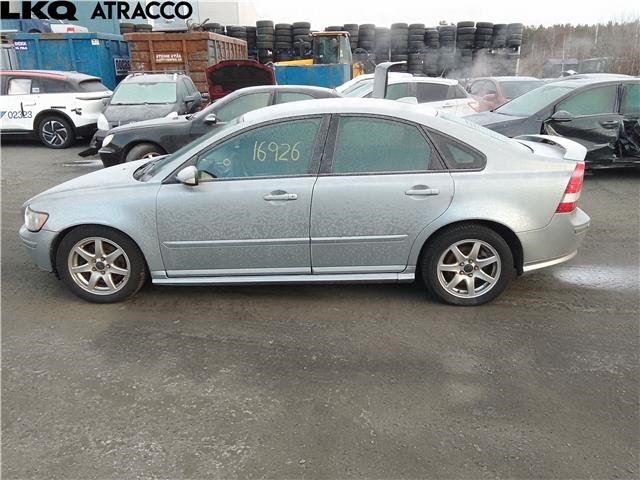 Volvo S40 2004-2007 (Type II, Fase 1) , Motorkode: D4204T, Girkassekode: Manuell