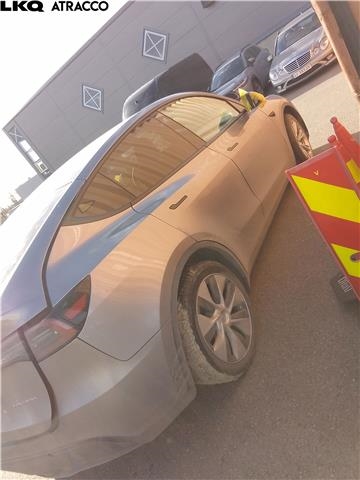 Tesla Model Y 2021-2024 (Type I) , Motorkode: 3DU, Girkassekode: Automat