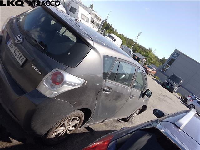 Toyota Verso 2009-2016 (Type III) , Motorkode: 1AD-FTV, Girkassekode: Manuell