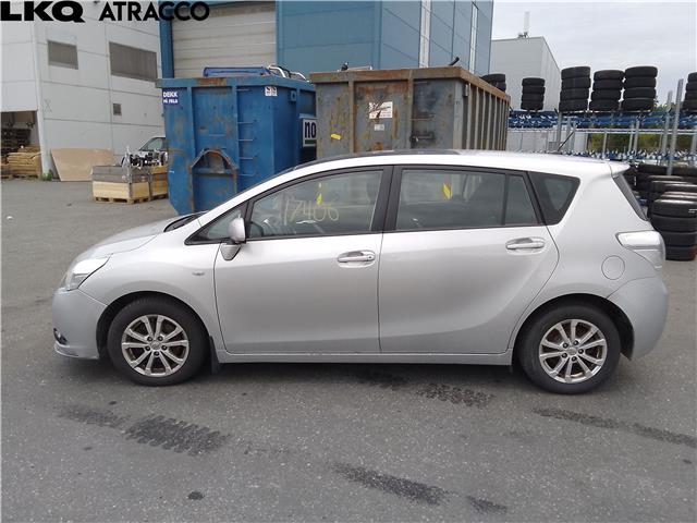 Toyota Verso 2009-2016 (Type III) , Motorkode: 1AD-FTV, Girkassekode: Manuell