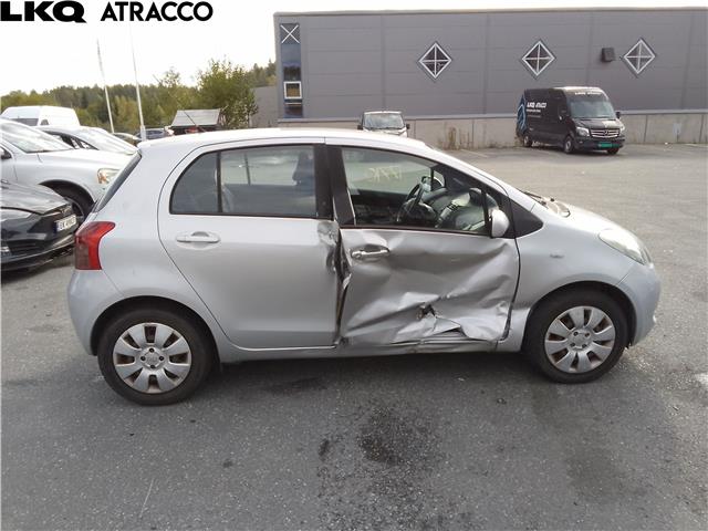 Toyota Yaris 2006-2009 (Type II, Fase 1) , Motorkode: 1KR-FE, Girkassekode: Manuell