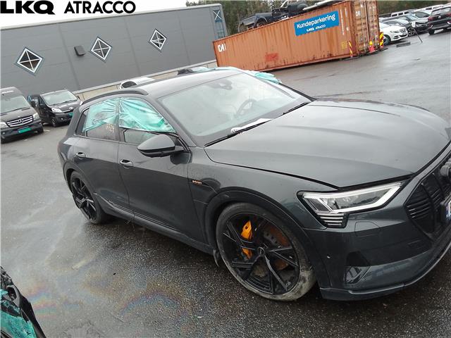 Audi e-tron 2018-->> , Motorkode: BM1J, Girkassekode: Automat