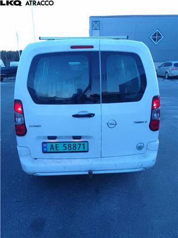 Opel Combo E 2019-->> , Motorkode: D15DT, Girkassekode: Manuell