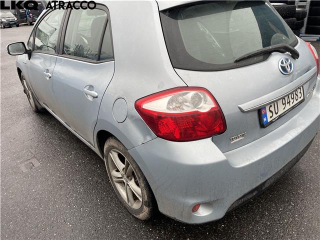 Toyota Auris 2010-2012 (Type I, Fase 2) , Motorkode: 2ZR-FXE, Girkassekode: Automat