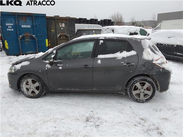 Toyota Auris 2010-2012 (Type I, Fase 2) , Motorkode: 1ND-TV, Girkassekode: Manuell