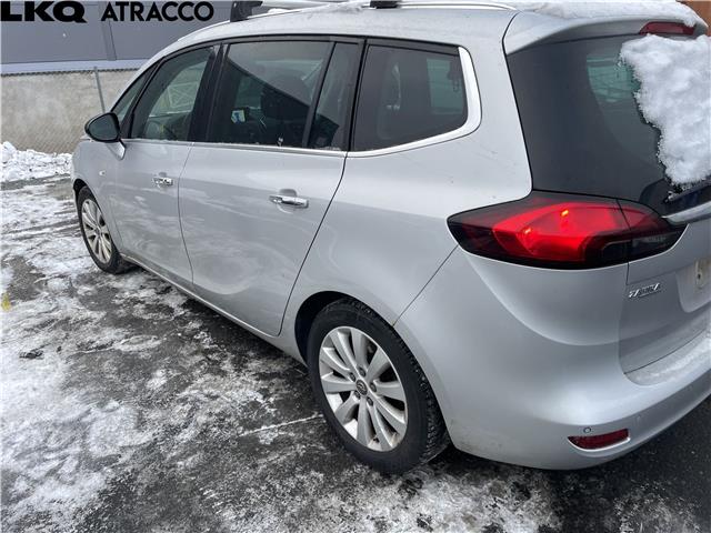 Opel Zafira Tourer 2012-2018 , Motorkode: A20DT, Girkassekode: Manuell
