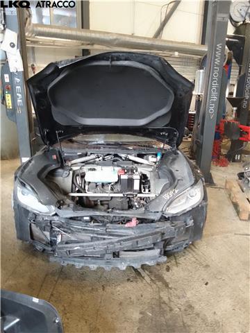 Tesla Model S 2013-2016 (Fase 1) , Motorkode: L1S, Girkassekode: Automat