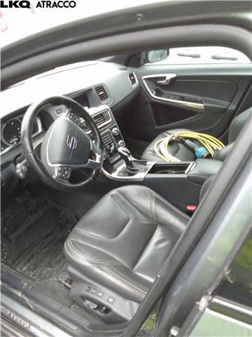Volvo V60/V60 CC 2013-2018 (Type I, Fase 2) , Motorkode: D97PHEV, Girkassekode: Automat