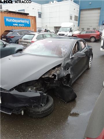 Tesla Model S 2016-2021 (Fase 2) , Motorkode: L2S, Girkassekode: Automat