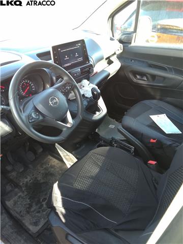Opel Combo E 2019-->> , Motorkode: D15DT, Girkassekode: Manuell