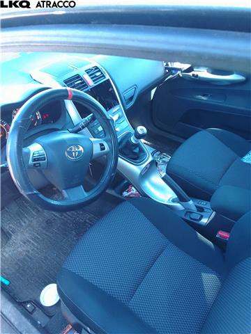 Toyota Auris 2010-2012 (Type I, Fase 2) , Motorkode: 1ND-TV, Girkassekode: Manuell