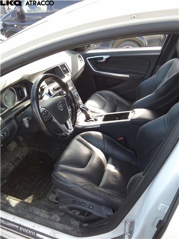 Volvo V60/V60 CC 2013-2018 (Type I, Fase 2) , Motorkode: D87PHEV, Girkassekode: Automat