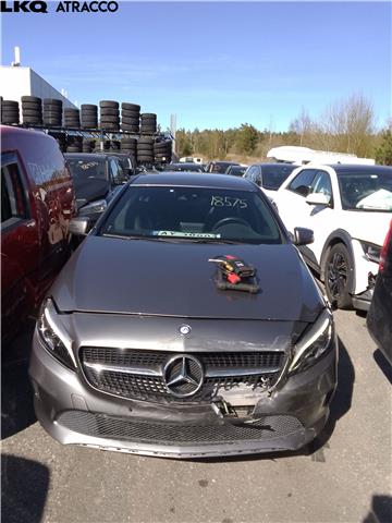Mercedes A-Klasse 2012-2018 (W176) (W176), Motorkode: M270.910, Girkassekode: Manuell