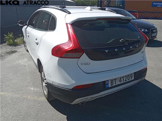Volvo V40 2012-2019 , Motorkode: D5204T4, Girkassekode: Manuell