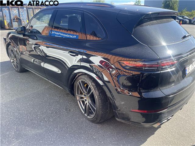 Porsche Cayenne 2018-->> (PO536) (PO536), Motorkode: MDC.UA, Girkassekode: Automat