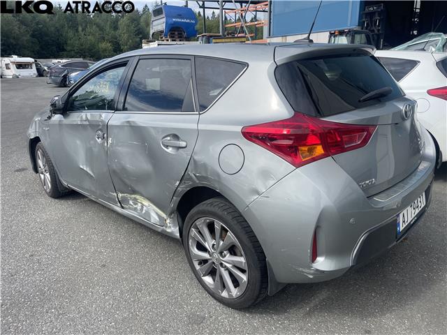 Toyota Auris 2013-2015 (Type II, Fase 1) , Motorkode: 2ZR-FXE, Girkassekode: Automat