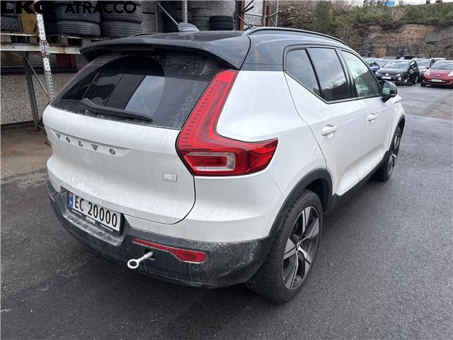 Volvo XC40 2018-2024 , Motorkode: E400V6, Girkassekode: Automat