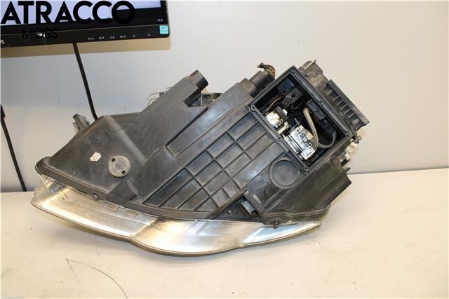 Frontlykt høyre halogen til VW Passat 2005-2010 (B6) (B6) (3C0941754G|)