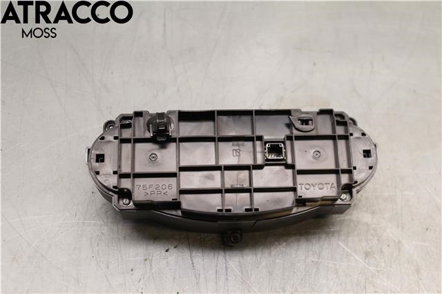 Varmeapparat betjening til Toyota Yaris 2014-2020 (Type III, Fase 2)  (559000D800C1|)