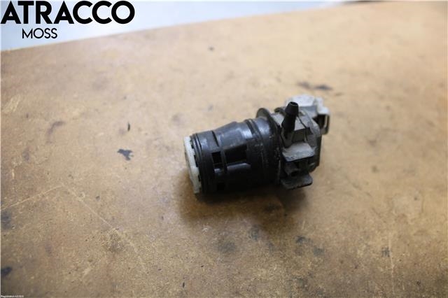 Spylerpumpe bak til Toyota Prius, 2009-2016 (Type III) (COMBI) (COMBI) (8533060180)