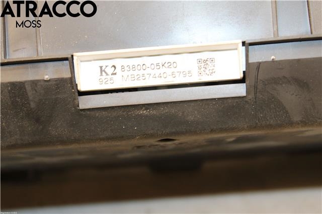 Instrumentpanel til Toyota Avensis 2009-2015 (Type III, Fase 1)  (8380005K20|)