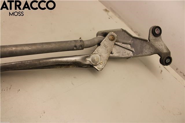 Viskermotor frontrute til Mitsubishi Outlander 2010-2012 (Type II, Fase 2)  (8250A178|)