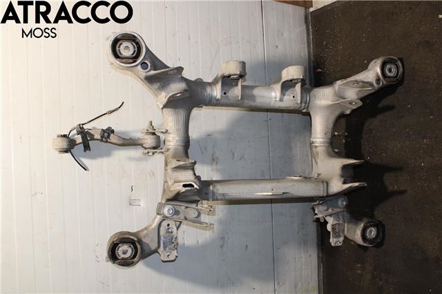 Travers bak til BMW 5-Serie, 2010-2017 (F10/F11) (F10/F11) (33316798545)