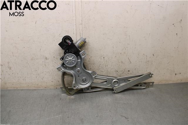 Ruteheis til Toyota Hilux, 2016-2020  (698010K150)