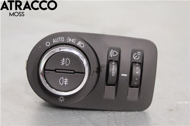 Bryter lys til Opel Corsa E, 2015-2019  (13470446)