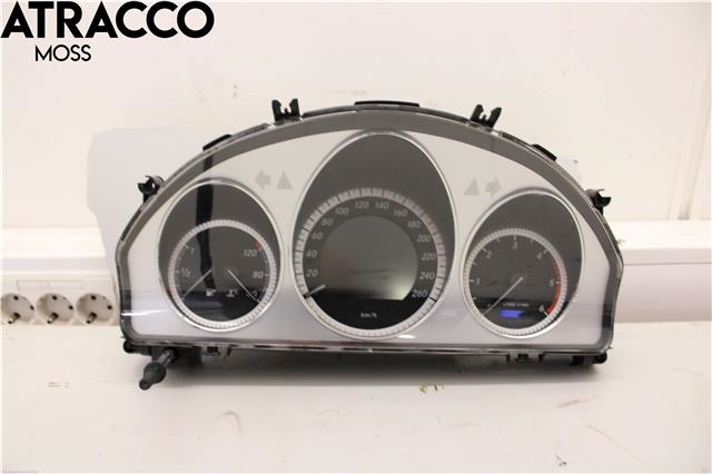 Instrumentpanel til Mercedes C-Klasse, 2007-2011 (Fase 1) (W204) (W204) (A2049003802)