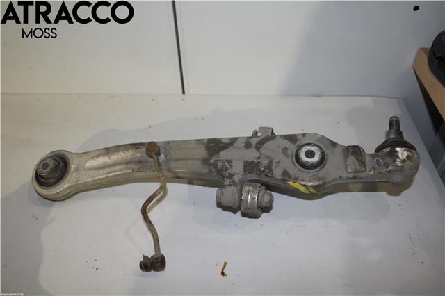Bærebru høyre foran nedre til Audi A8 1995-2002 (Type I) (4E0407155C|)