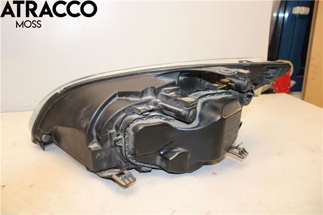 Frontlykt høyre halogen til Ford Focus 2004-2007 (Type II, Fase 1)  (1480979|)