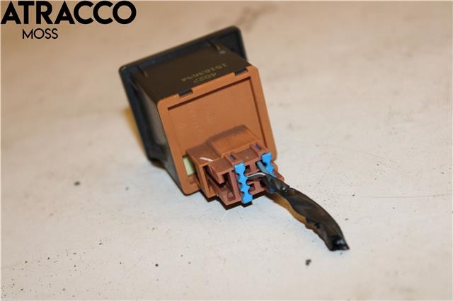Bryter diverse til Hummer H2 2003-2005  (15829439|)