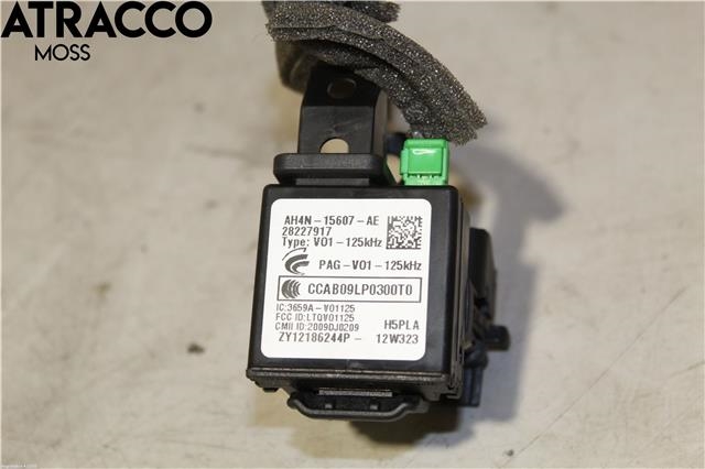 Bryter start/stopp til Volvo V40 2012-2019  (31456645|)