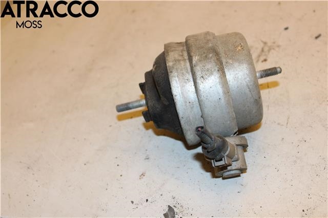 Motorfeste til Audi A4 2004-2008 (Type III) (B7) (B7) (8E0199379BF|)