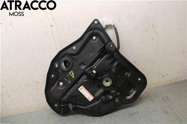 Ruteheis til Mazda CX-3, 2015-2022  (D10E73590)