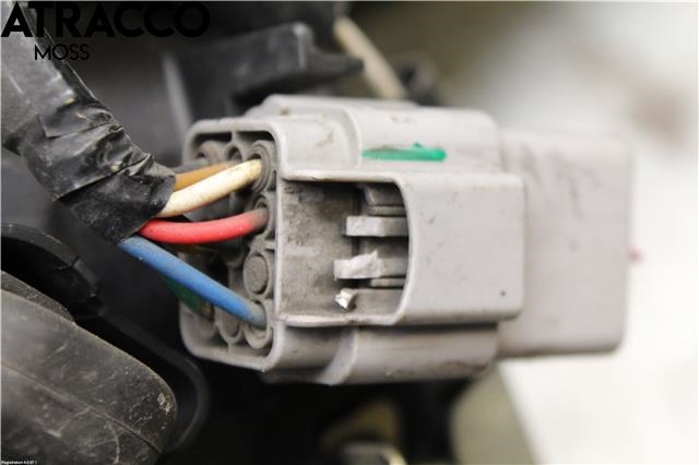 Frontlykt høyre halogen til Mitsubishi i-MiEV 2010-->> (8301B310|)