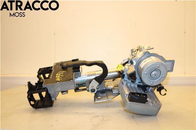 Rattaksel til Mazda CX-3 2015-2022  (D23T32100E|)