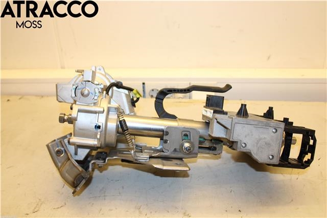 Rattaksel til Mazda CX-3 2015-2022  (D23T32100E|)
