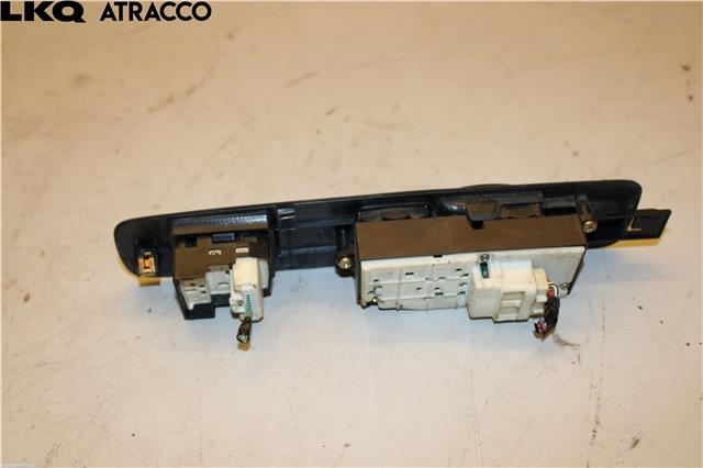 Bryter ruteheis til Toyota Hilux 2002-2005  (8482010100|)