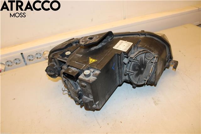 Frontlykt venstre halogen til Audi A3 2003-2008 (Type II, Fase 1)  (8P0941029R|)