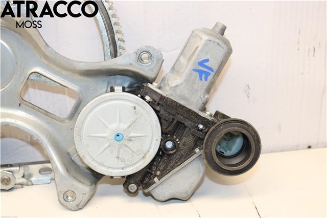 Ruteheis til Toyota RAV4 2013-2015 (Type IV, Fase 1)  (6980230280|)