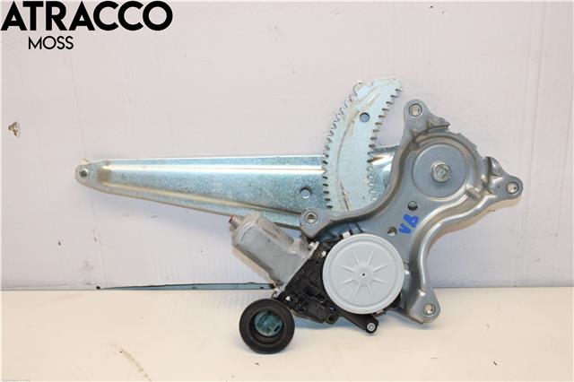 Ruteheis til Toyota RAV4, 2013-2015 (Type IV, Fase 1)  (6980442050)