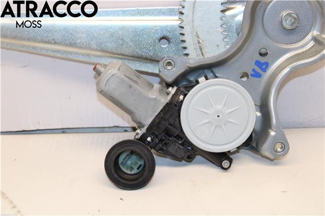 Ruteheis til Toyota RAV4 2013-2015 (Type IV, Fase 1)  (6980442050|)