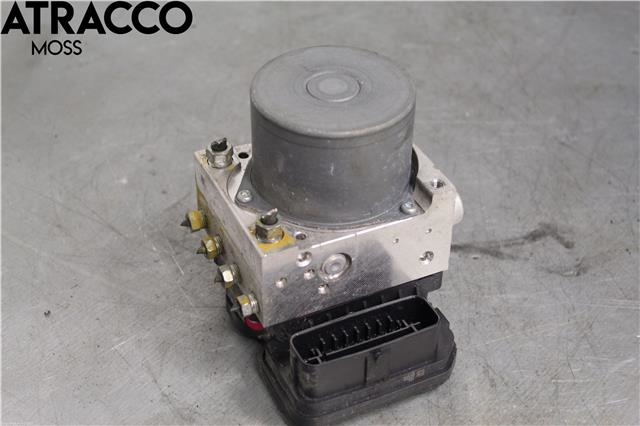 ABS sentral til Isuzu D-Max, 2017-2020 (Type II, Fase 2)  (8983105035)