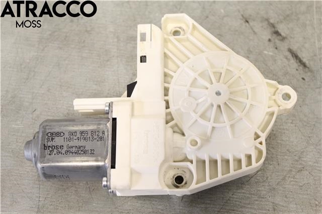 Ruteheis til Audi A4 2007-2014 (Type IV) (B8) (B8) (8K0959812A|)