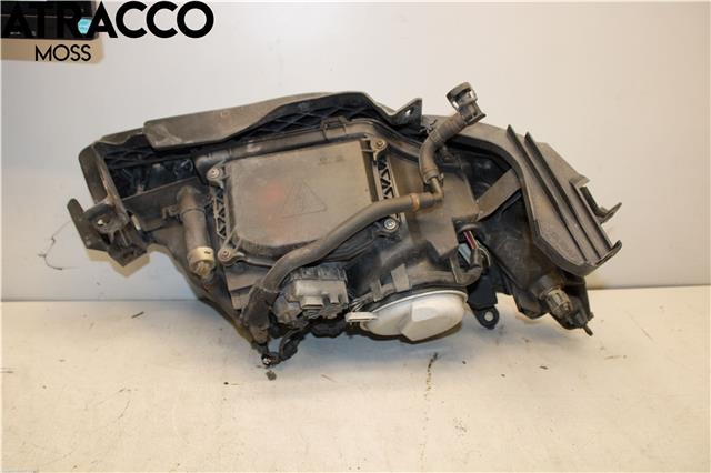 Frontlykt venstre halogen til Subaru Legacy 2007-2009 (Type IV, Fase 2)  (84913AG130|)